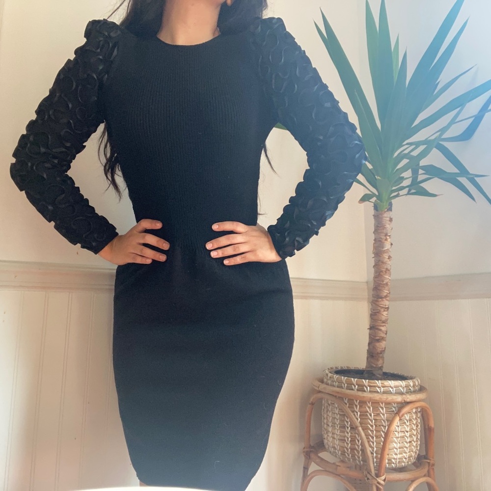 Saks Fifth Avenue Pat Sandler for Wellmore Black Vintage Knit Dress Puff Sleeves